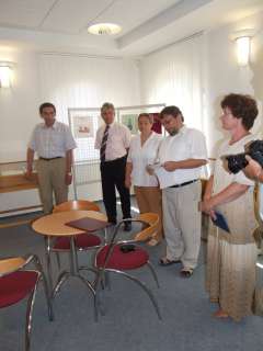 2007.06.26. Kiállítás megnyitó - Az oktatás rekvizitumai a város mai és korábbi intézményeiből 17.JPG 2007.06.26. Kiállítás megnyitó - Az oktatás rekvizitumai a város mai és korábbi intézményeiből 17.JPG